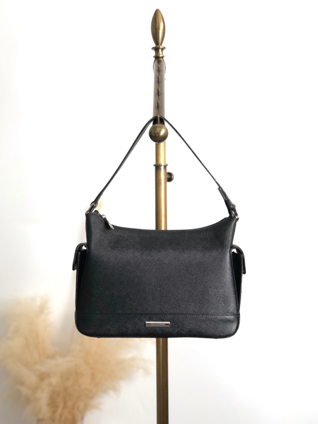 【 日本直送 名牌中古包 】BURBERRY 博柏利 手提包 黑色 Logo 皮革 侧边口袋 vintage 古董 bugrks - 手提包/手提袋 - 真皮 黑色