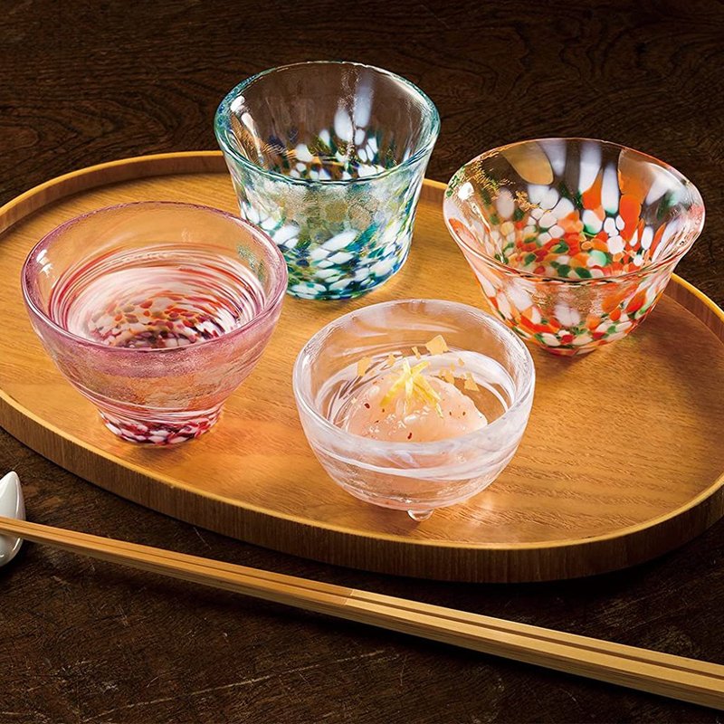 日本津轻 手作四季清酒杯礼盒组(含木盒) - 酒杯/酒器 - 玻璃 多色