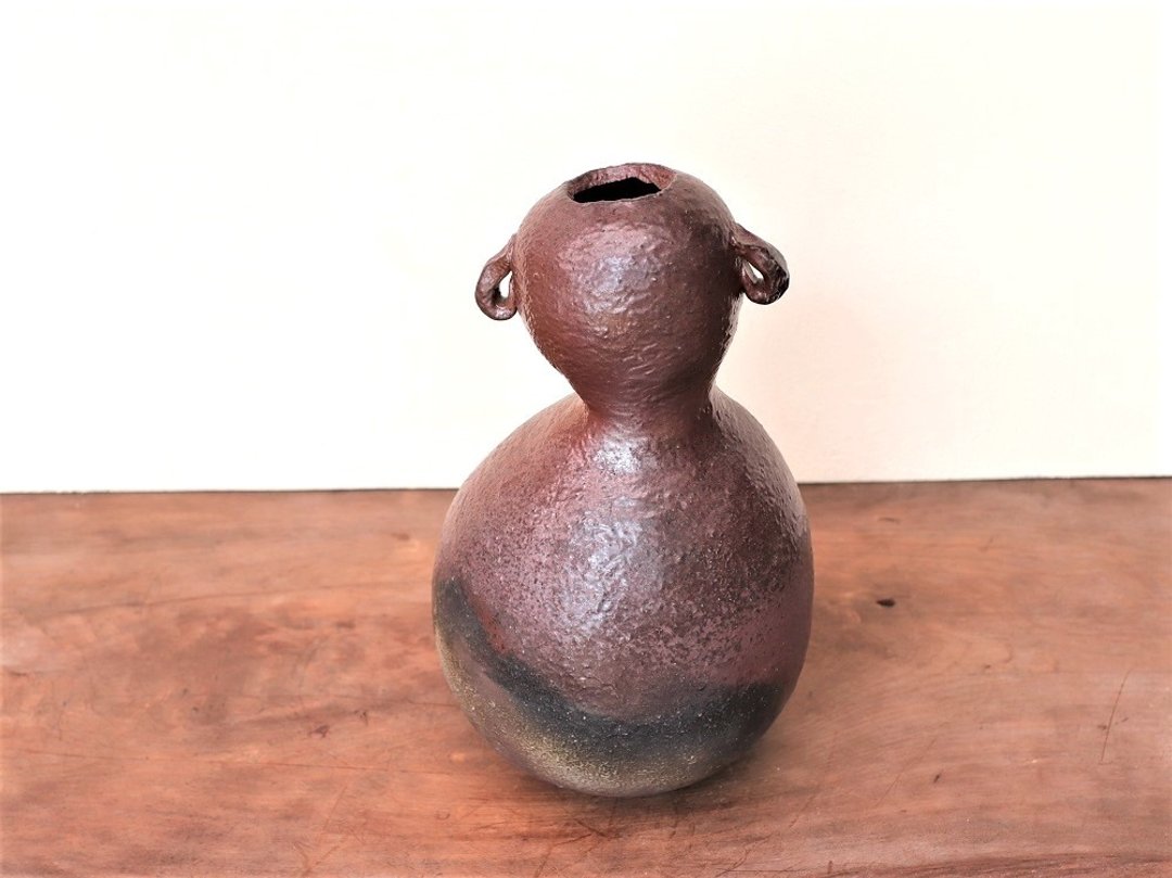 Bizen ware flower case with ears (hand twist) h3-091 - 花瓶/陶器 - 陶 咖啡色