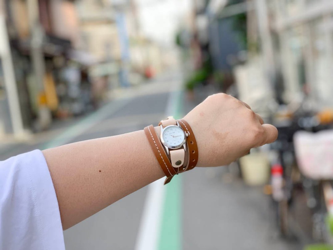 ROLL Roll-up watch that gives you a slightly elegant feeling RUW-BBWW-W - 女表 - 真皮 咖啡色