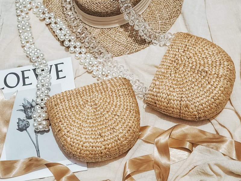 Lana Straw bag - 束口袋双肩包 - 其他材质 卡其色