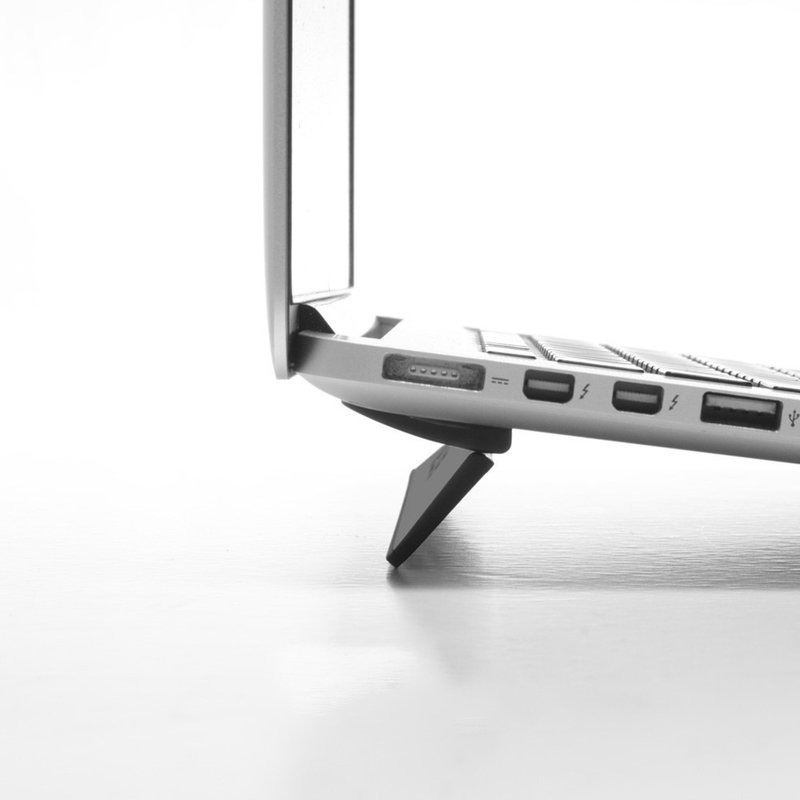 Bluelounge Kickflip 15  - Macbook Pro 机座 - 黑色 - 电脑配件 - 塑料 黑色