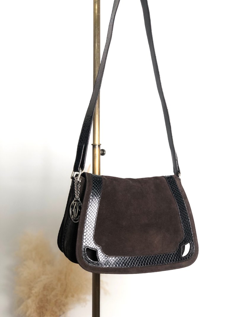 【 日本直送 名牌中古包 】Cartier 卡地亚 Marcello 系列 侧背包 棕色 麂皮 压鳄鱼纹 vintage 古董 yr74va - 侧背包/斜挎包 - 真皮 咖啡色