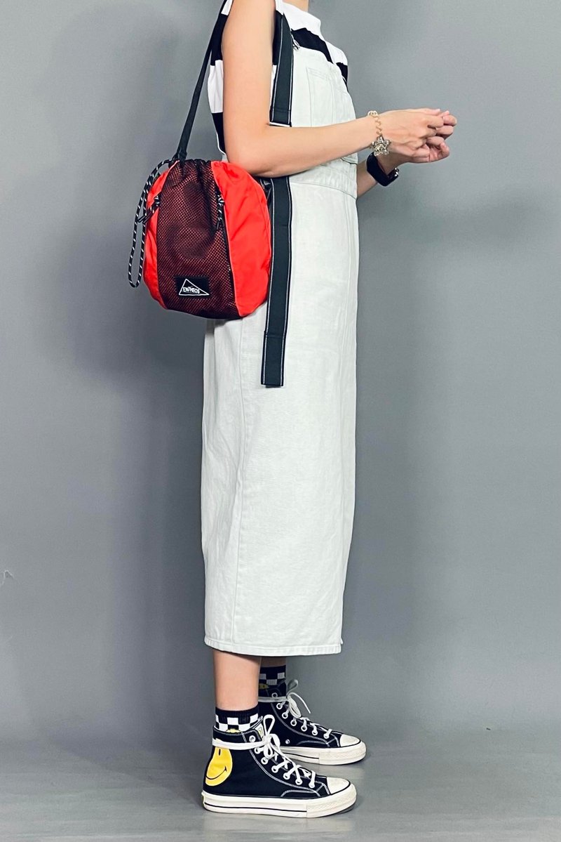 THEO抽绳两用袋 - 侧背包/斜挎包 - 环保材料 红色