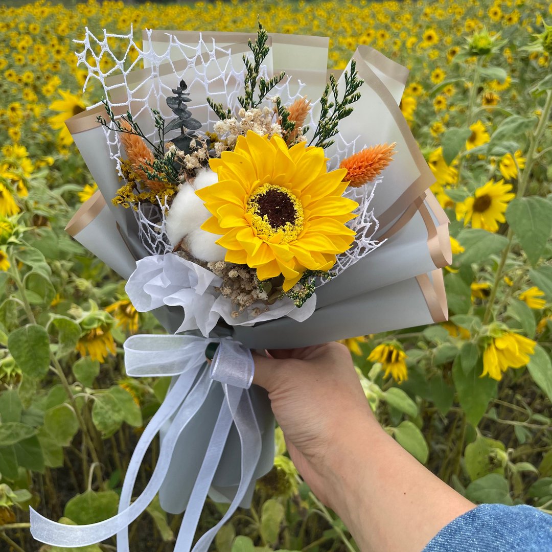 向阳祝福 棉棉太阳向日葵香皂花束 - 干燥花/捧花 - 植物．花 黄色