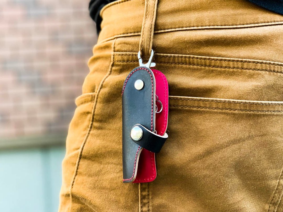 SLIDE Absolutely cool red x black bicolor slide gun key case Smart key is also OK SGK-KRK-R - 钥匙链/钥匙包 - 真皮 黑色
