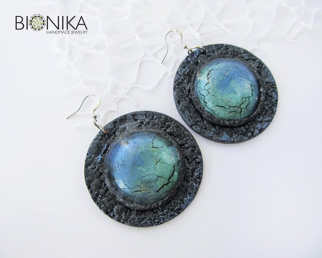 Moon earrings Big round earrings Disc blue earrings Dangling drop earrings gift - 耳环/耳夹 - 粘土 蓝色