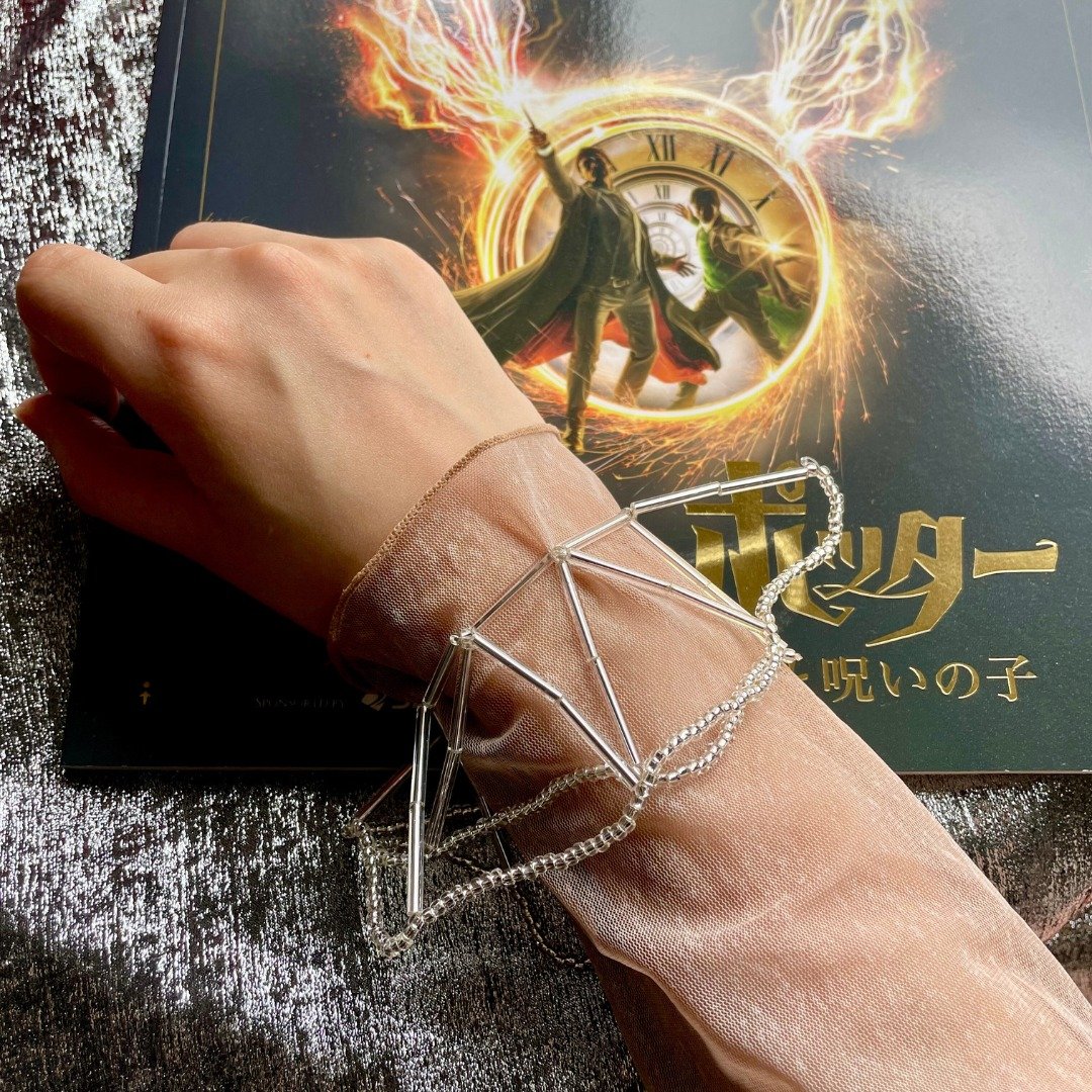银色波浪假袖子手链 - 手链/手环 - 塑料 银色