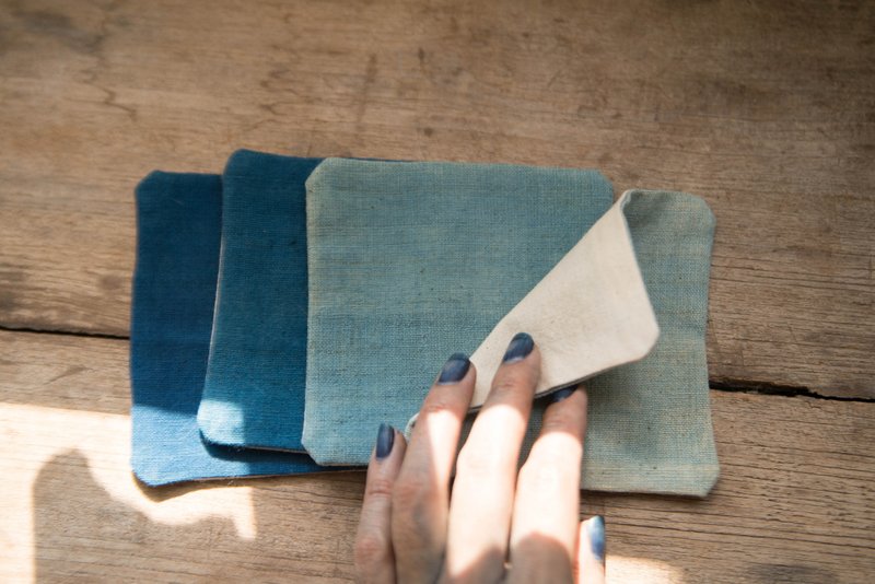 Ocean shade | Indigo fabric coasters | set of 4 - 杯垫 - 棉．麻 蓝色