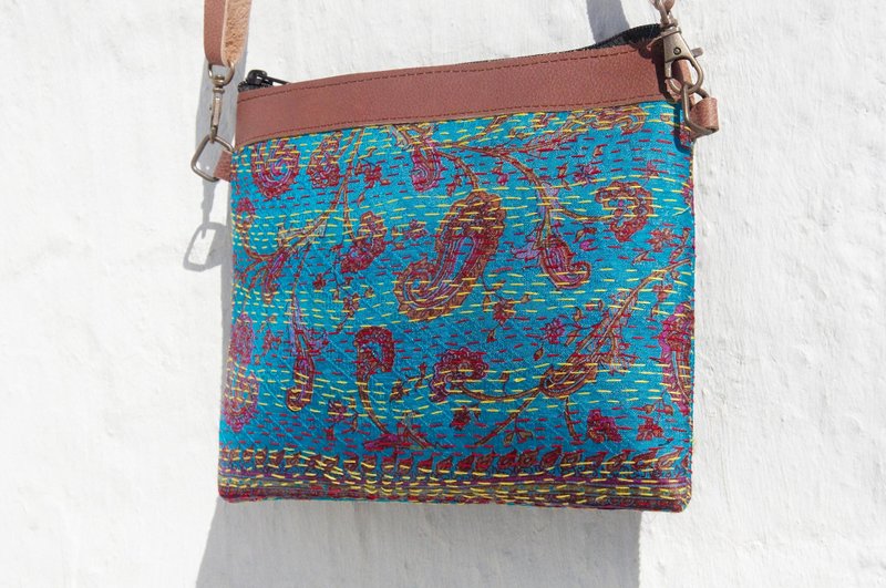 情人节礼物 限量一件 手缝纱丽布侧背包 / 刺绣斜背包 / 刺绣肩背包 / 手缝纱丽线化妆包 / 纱丽布拼接皮革背包 - 蓝色星空森林花朵+民族图腾(中) - 侧背包/斜挎包 - 丝．绢 多色
