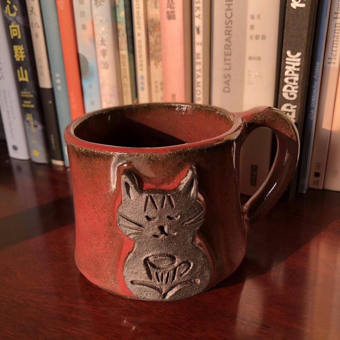 黑猫咖啡杯 / 陶 / 铜红釉 - 咖啡杯/马克杯 - 陶 红色
