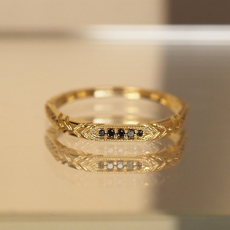Black Magic Ring | 黑钻魔法戒指 | 18K 黄金 - 戒指 - 贵金属 金色