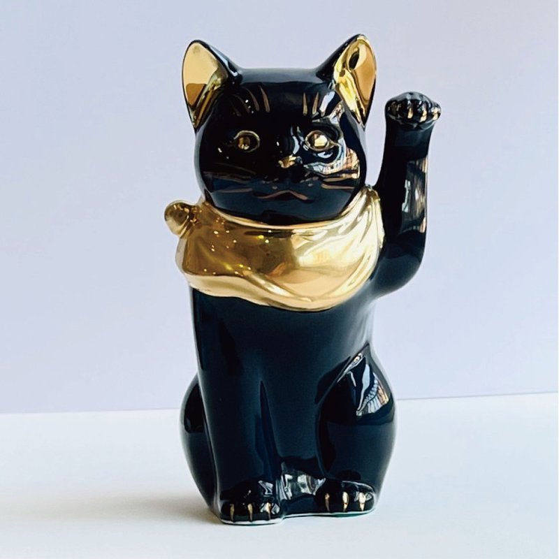 【开运招福】濑户烧-去灾招福金领巾亮黑招财猫19cm - 摆饰 - 瓷 黑色
