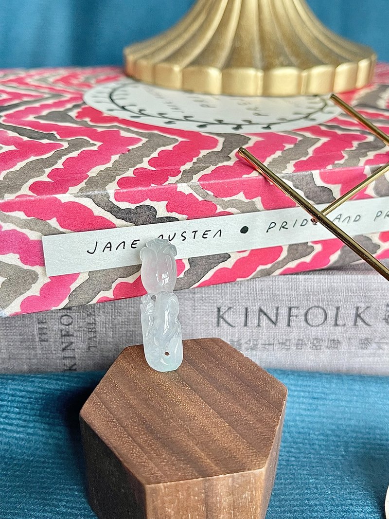 高冰白翡玫瑰花翡翠手牌   |天然缅甸翡翠 - 项链 - 玉石 白色