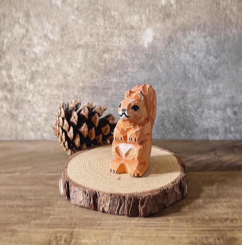 森林动物 | 小松鼠 手工木雕钥匙圈/吊饰/挂绳/麂皮项链吊绳 - 钥匙链/钥匙包 - 木头 
