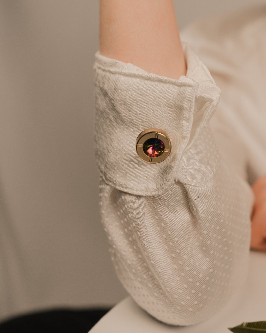 Vintage Circle Red Green Crystal Cufflinks - 袖扣 - 水晶 多色
