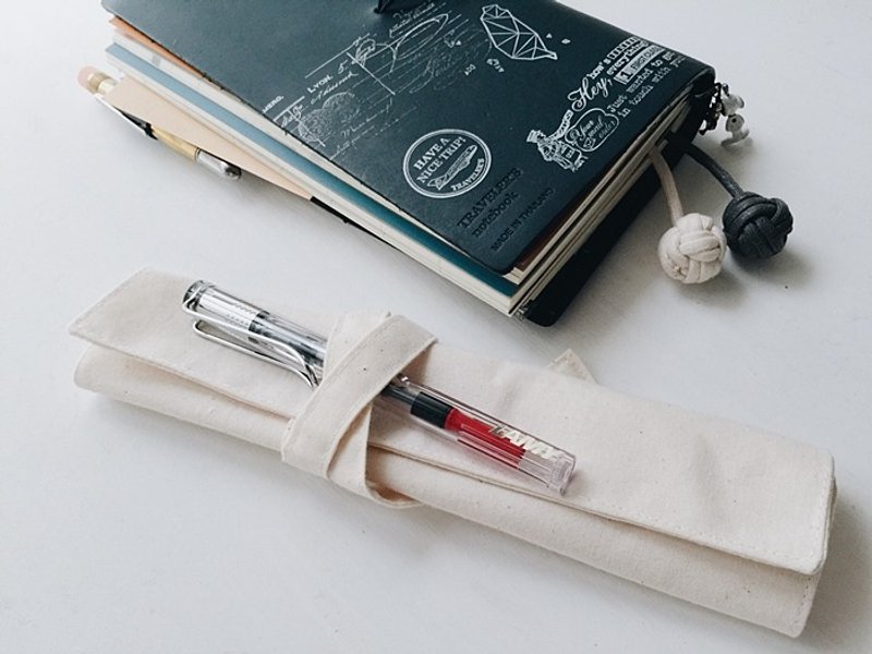 hairmo。无印简约风格素面环保筷套/笔袋(21cm) - 筷子/筷架 - 纸 卡其色