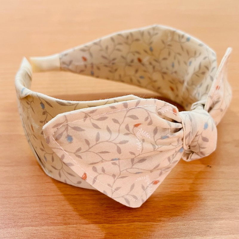 MOYA 宽版手工发箍 藤蔓 米白 - 发饰 - 棉．麻 蓝色