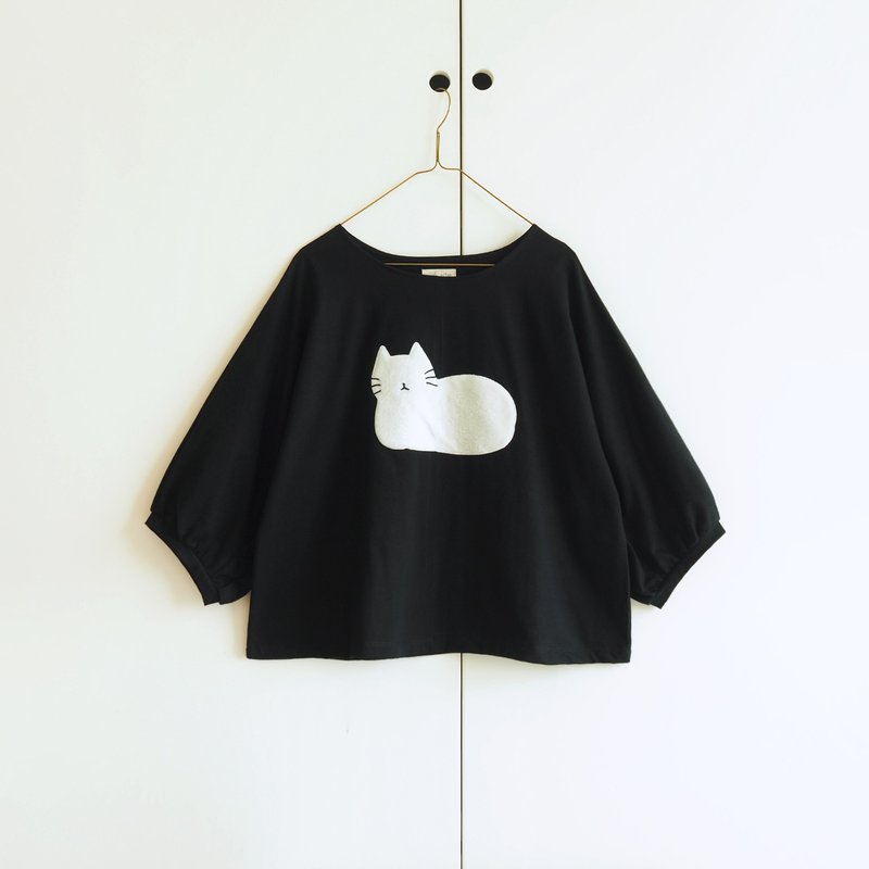 fluffy lazy cat puff sleeve t-shirt : black - 女装 T 恤 - 棉．麻 黑色