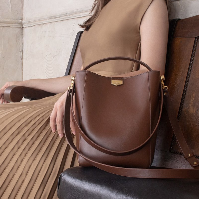 【定制化礼物】三用皮革水桶包/可可色(免费定制刻字) - 侧背包/斜挎包 - 真皮 咖啡色