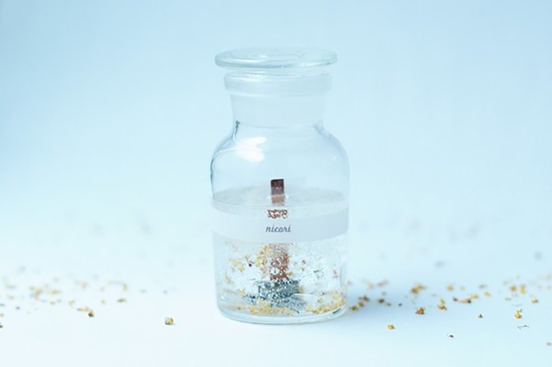 [Popular Kanagi 犀 Blend Aroma candle with sound] 100% essential oil BOTANICAL BOTTLE - 蜡烛/烛台 - 蜡 