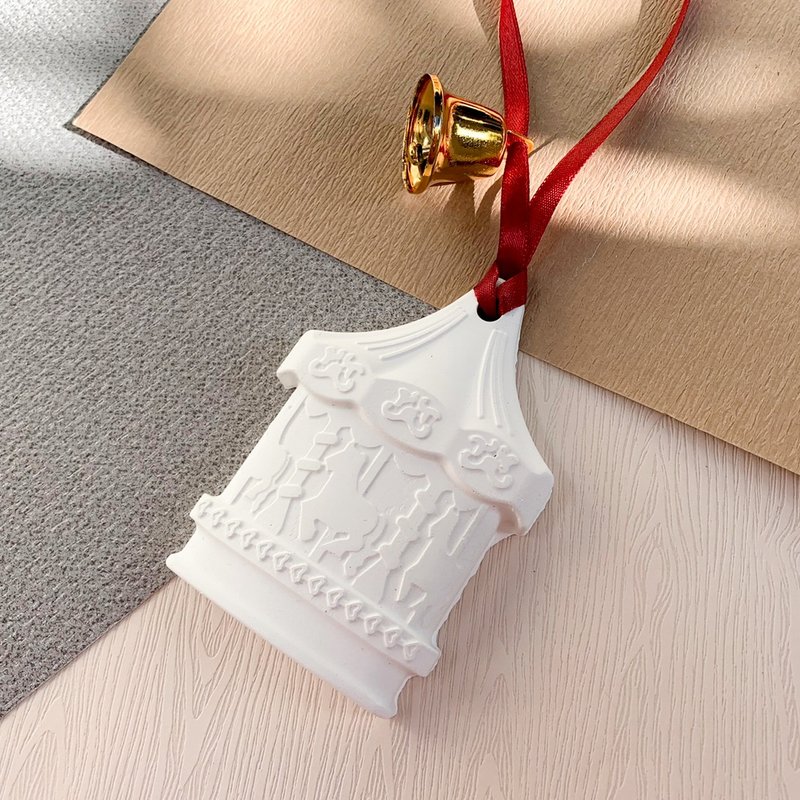 游乐园旋转木马扩香石 /麻绳/铃铛锻带 两款 - 香薰/精油/线香 - 其他材质 白色