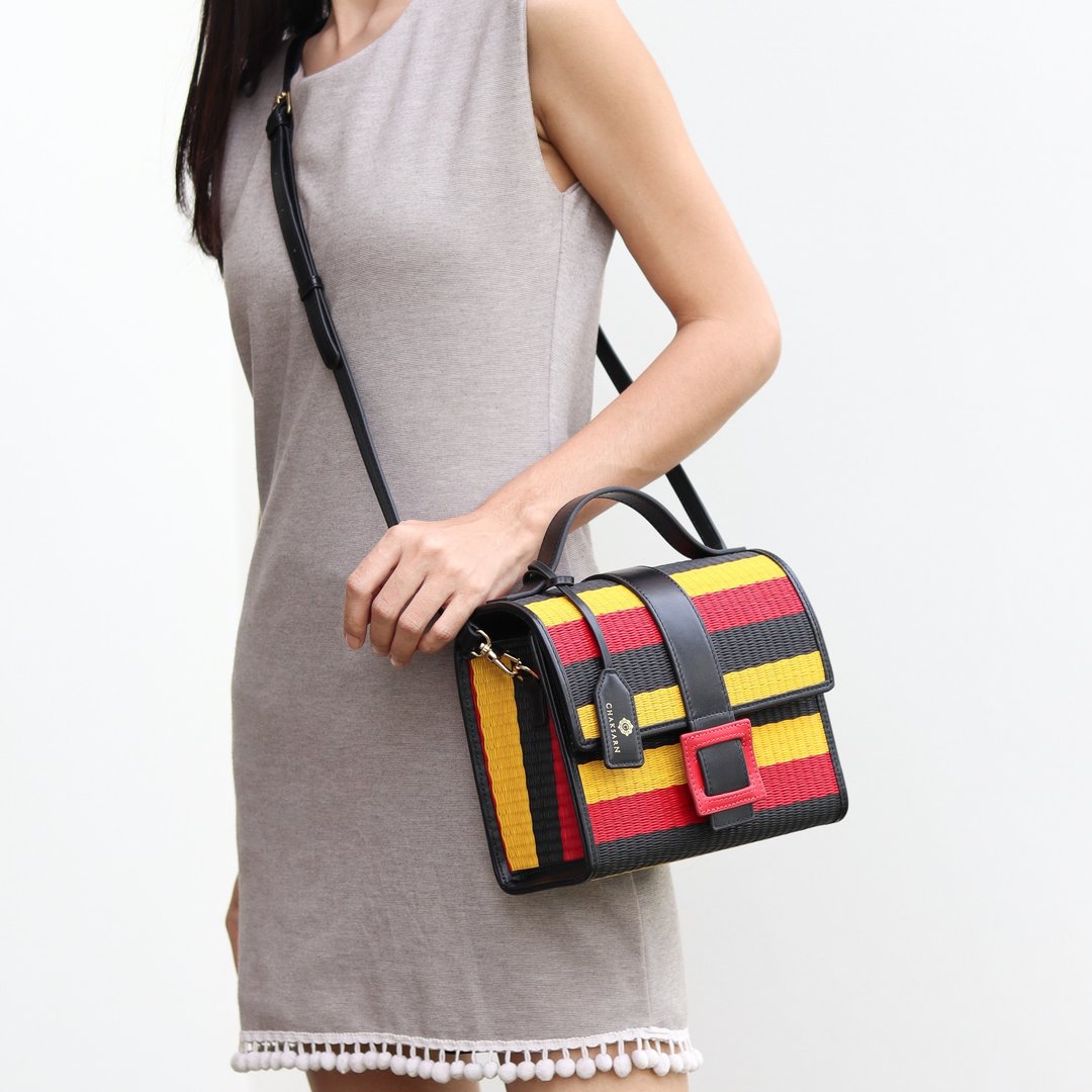 Wicker Crossbody Bag from Woven Straw and Leather / Chaksarn - 手提包/手提袋 - 真皮 黑色