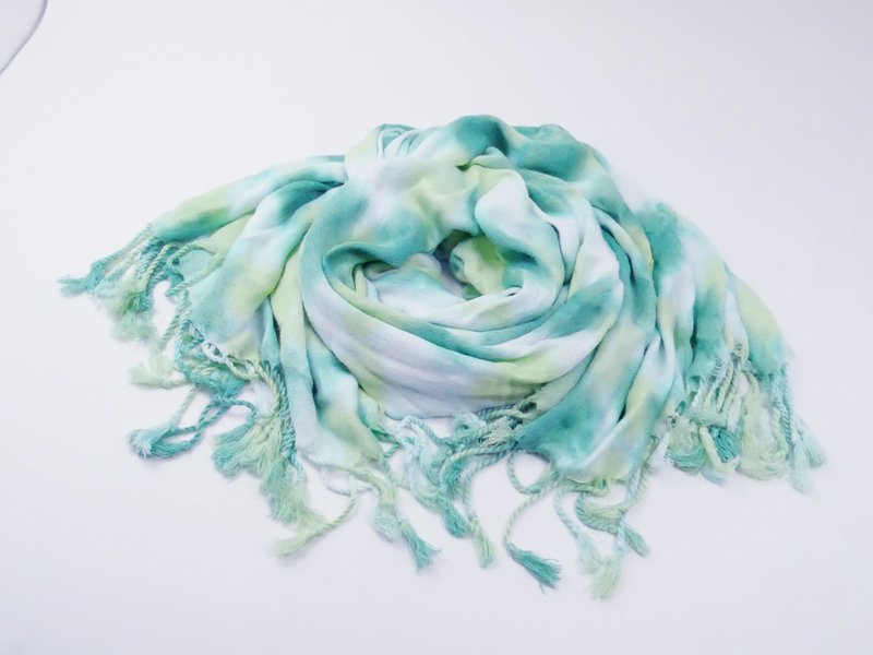 : 尤加利 : 围巾 流苏 披肩 手染 染色 生日礼物 情人节 母亲节 - 丝巾 - 棉．麻 绿色