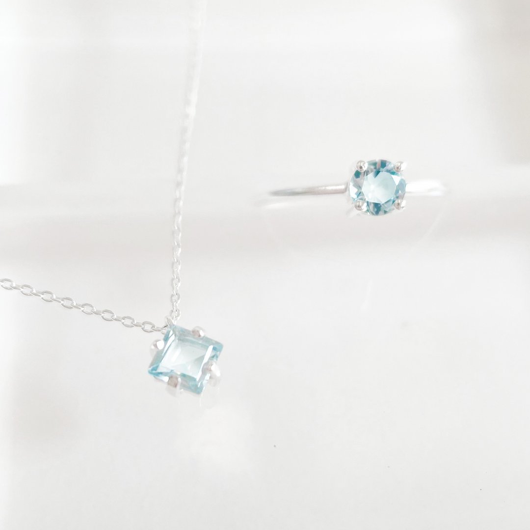 【2入饰品礼盒】托帕石纯银项链及戒指组合 礼盒 - 戒指 - 宝石 蓝色