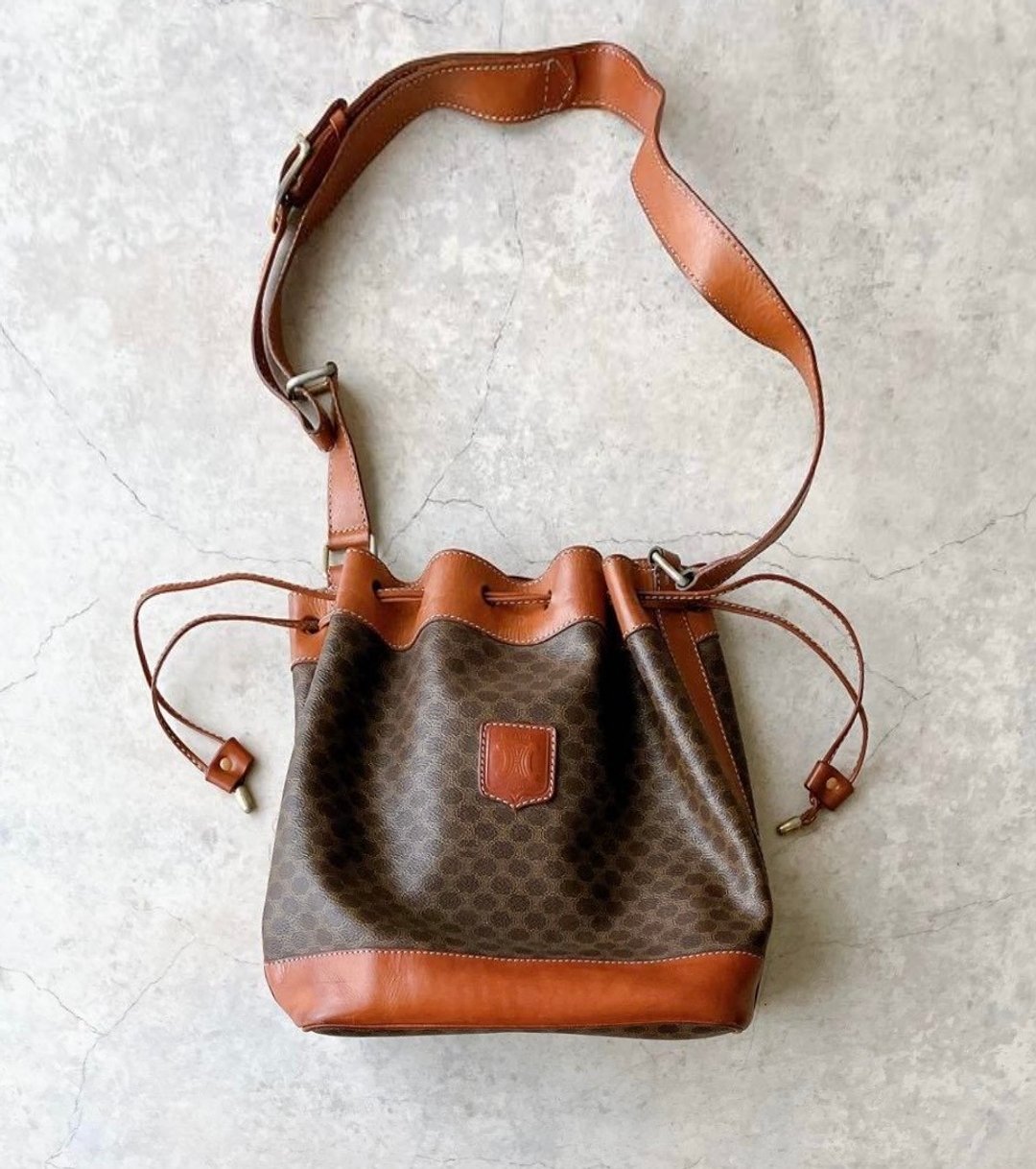 绝版古董包 Celine 老花中古水桶包 单肩包 皮革包 斜背复古二手 - 侧背包/斜挎包 - 真皮 咖啡色