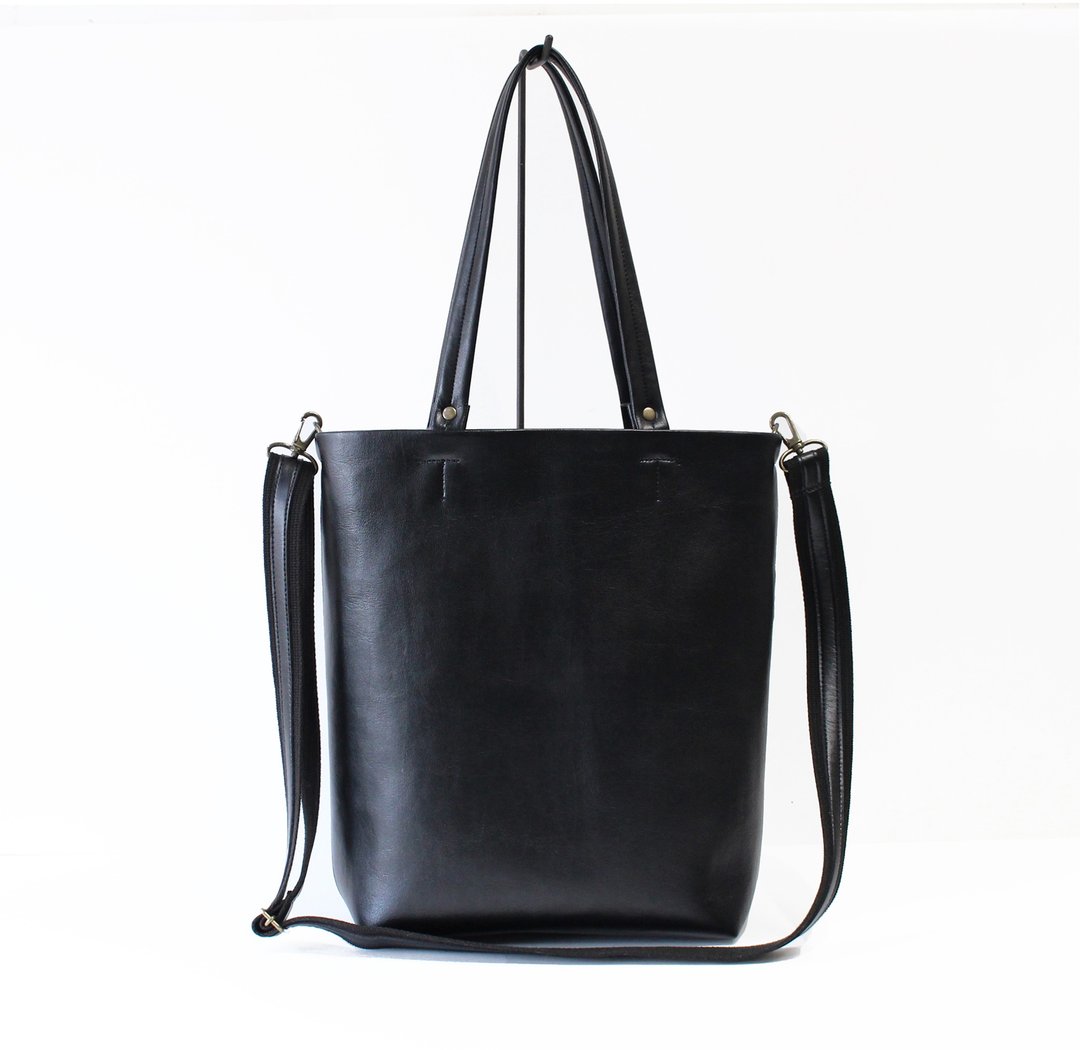 2WAY bag that can hold ultra-lightweight A4 size Long-handled type Available in 7 colors to choose from - 手提包/手提袋 - 其他材质 