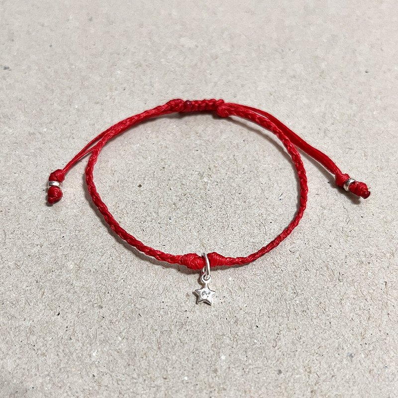 925纯银 小星星 红绳编织手链 手工制 - 手链/手环 - 绣线 红色