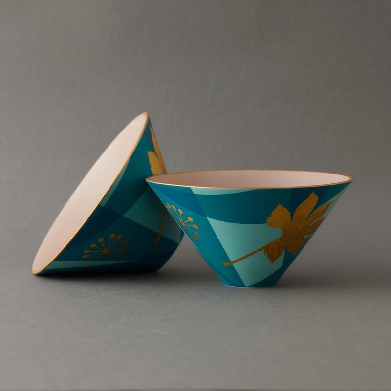 unnamed japan | 美浓烧 (转印)  大碗 / 八角金盘 - 碗 - 陶 蓝色