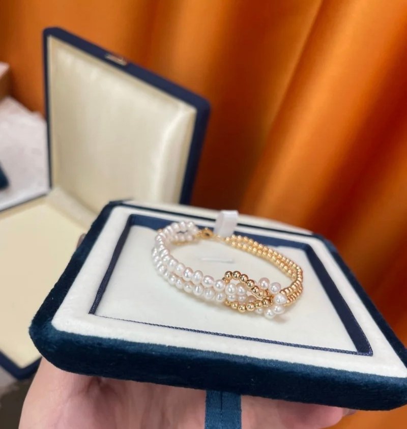 YuanPearl天然巴洛克双层叠戴交叉设计款珍珠手链 - 手链/手环 - 珍珠 白色