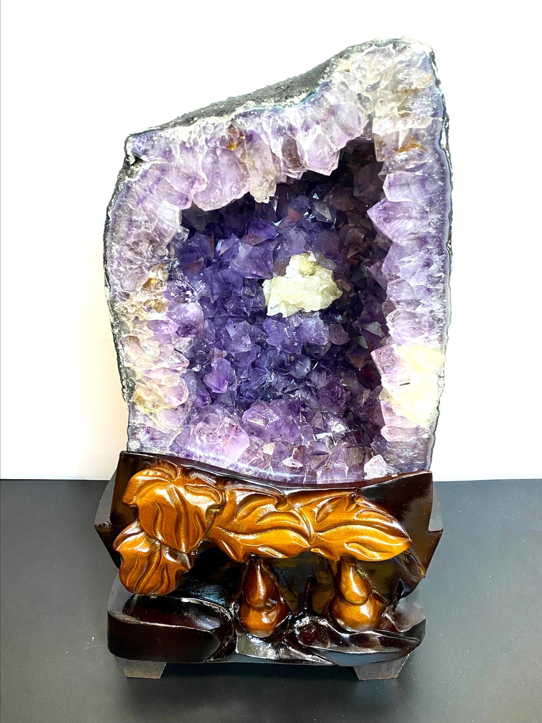 巴西大牙紫钛晶洞14.1KG | 水晶 | 水晶洞 | 水晶摆件 - 摆饰 - 水晶 紫色