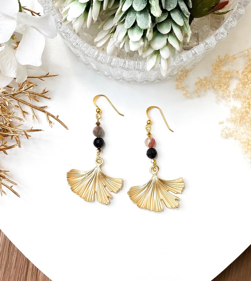 RURI | 哑金气质银杏叶 碧玺 吊坠 耳环 耳夹 - 耳环/耳夹 - 铜/黄铜 金色