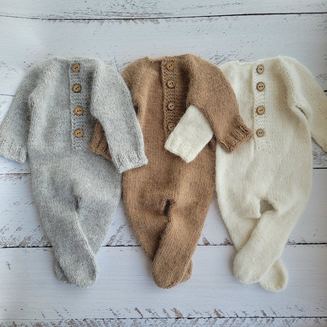 Newborn knitted fluffy Footed romper. Pjamas. - 婴儿饰品 - 羊毛 