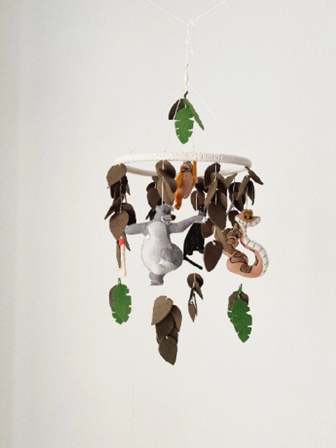 Baby mobile Disney the Jungle Book nursery mobile Mowgli - 玩具/玩偶 - 环保材料 多色