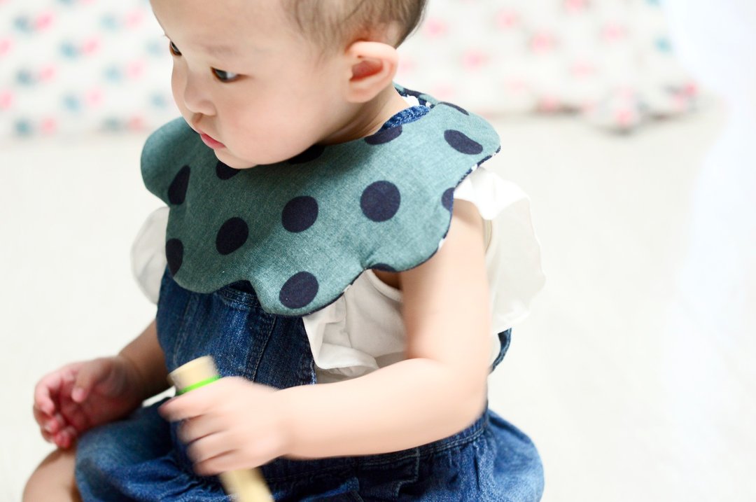 SJIJA HandMade Babies BiB - 手作婴儿口水肩 (婴儿围兜兜) - 满月礼盒 - 纸 