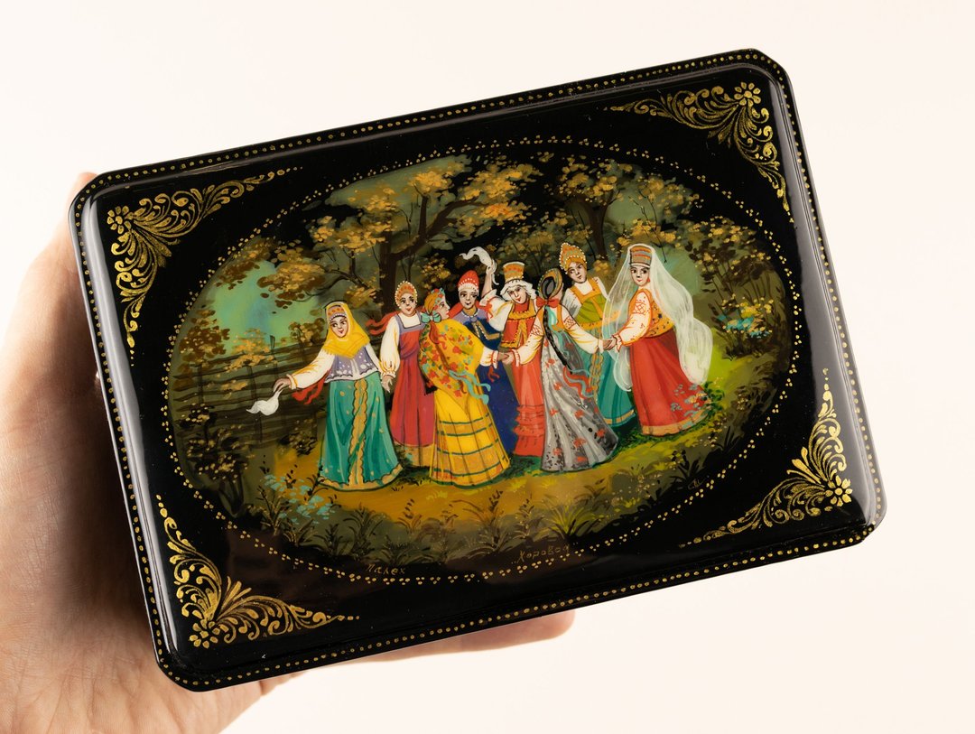 Handmade jewelry box, Trinket box, Paper mache lacquered jewelry box - 收纳用品 - 其他材质 