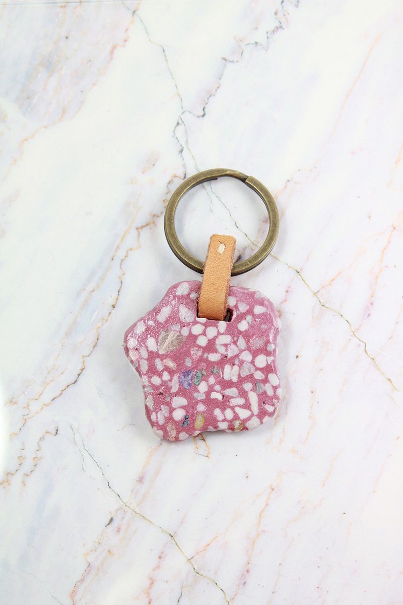 粉色不规则磨石子钥匙圈 - 钥匙链/钥匙包 - 粘土 粉红色