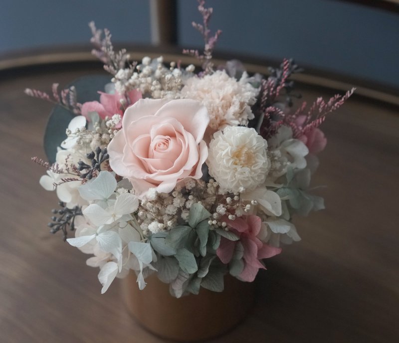 母亲节花礼花束花礼梦幻渐层粉色系玫瑰/绣球花永生花M - 干燥花/捧花 - 植物．花 粉红色