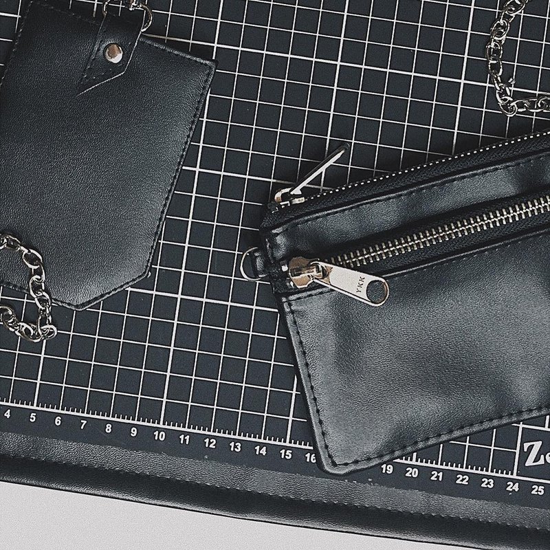 color_d 双层 皮革 零钱包 识别证 悠游卡 门禁卡 票卡 消光黑 - 皮夹/钱包 - 其他材质 黑色