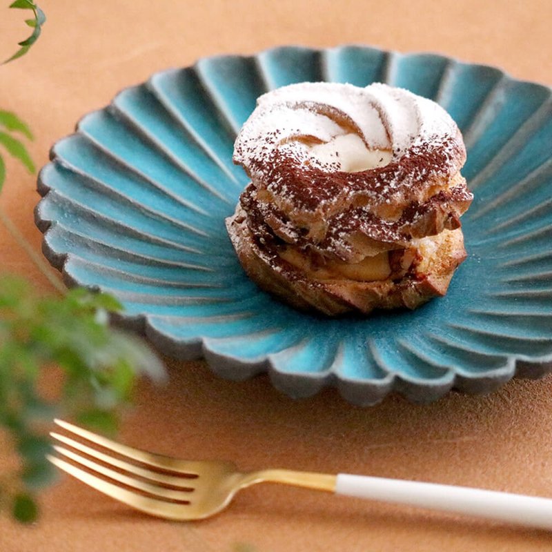 Takatoriyaki  Takatoriyaki土耳其蓝锤环花盘 中号 平板 盘子 - 盘子/餐盘/盘架 - 陶 白色