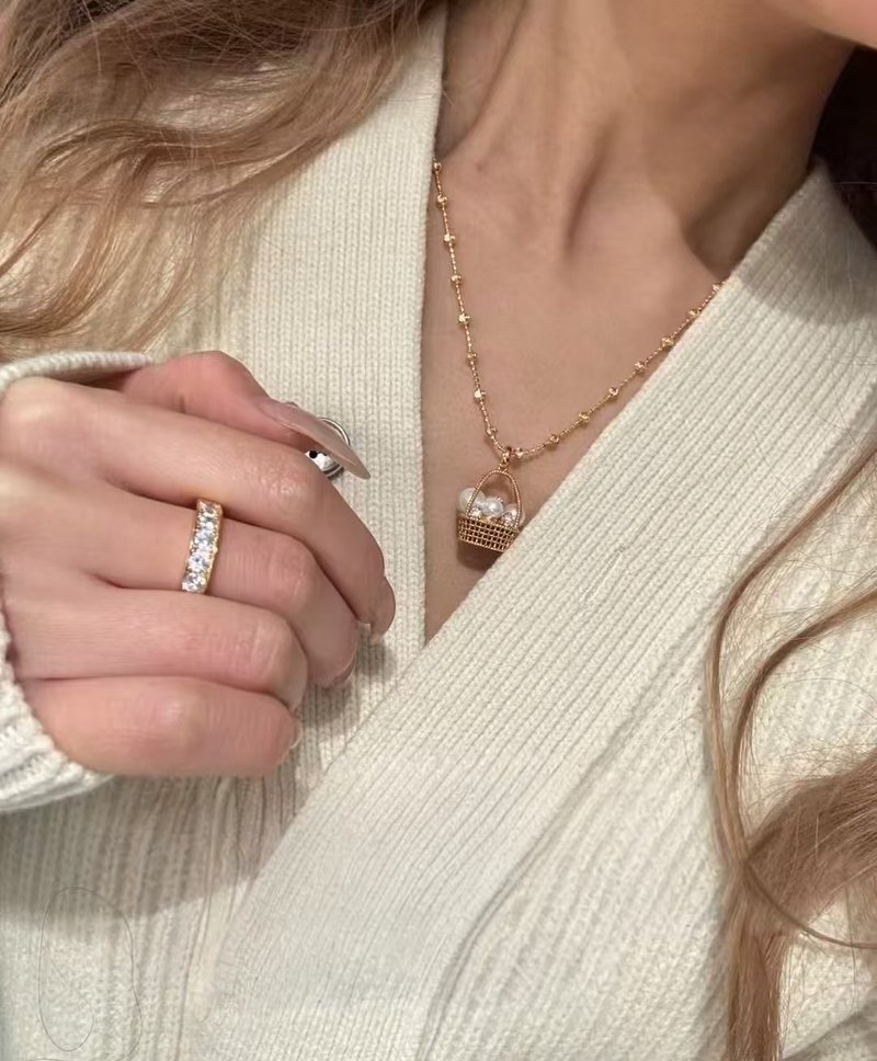 YuanPearl天然高級極光近正圓珍珠招財銀鍍18k金籃子吊墜金銀兩色 - 项链 - 珍珠 白色