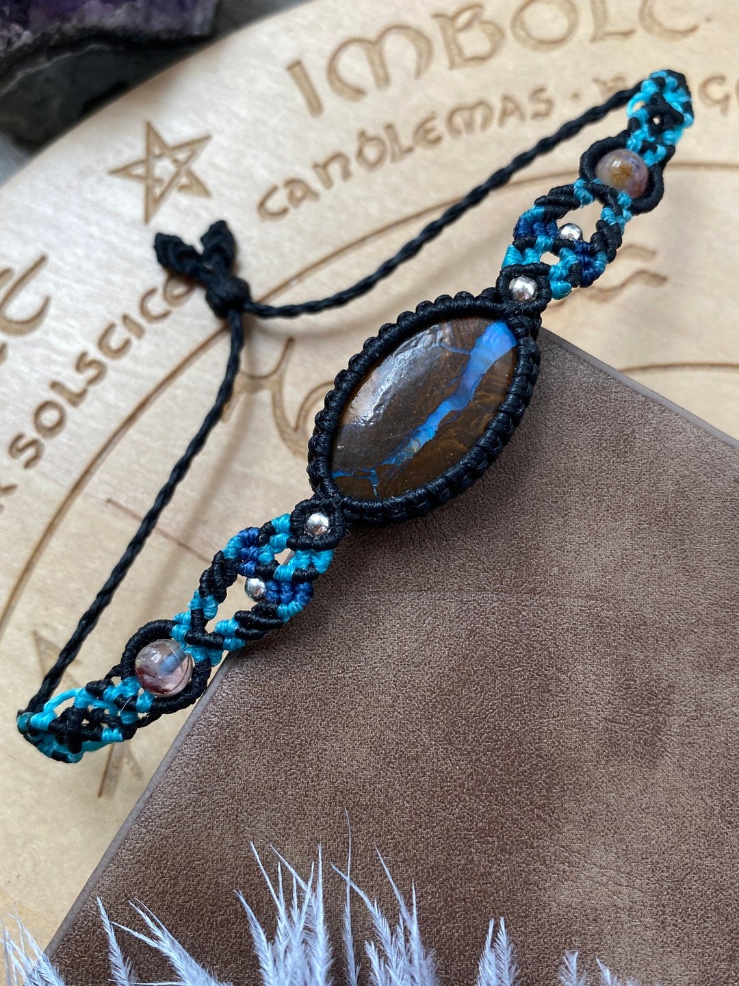 H188 民族风 蜡线编织 铁矿石澳宝 (boulder opal) 银珠 手环 - 手链/手环 - 宝石 黑色