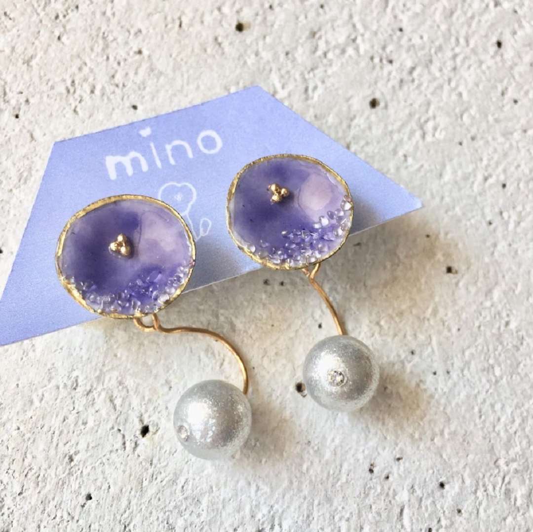 Round crushed flower Kurun Pearl (Move Pale) Earrings Clip-On - 耳环/耳夹 - 玻璃 紫色