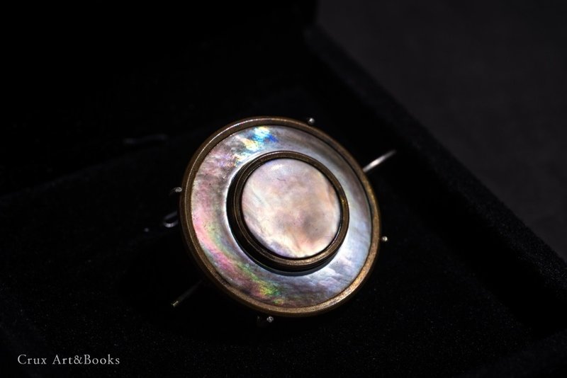 【CRUXART】西洋首饰珠宝-轻奢小品-复古环形珠母贝耳环/胸针两用 - 耳环/耳夹 - 贝壳 紫色