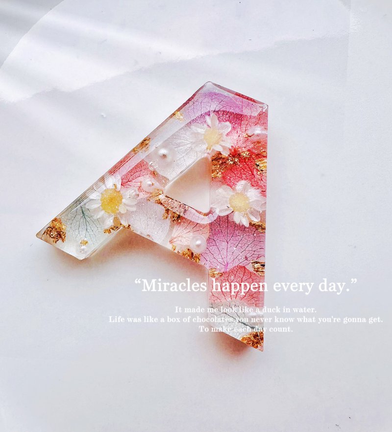 简爱手作-定制化干燥花滴胶吊饰 - 吊饰 - 树脂 