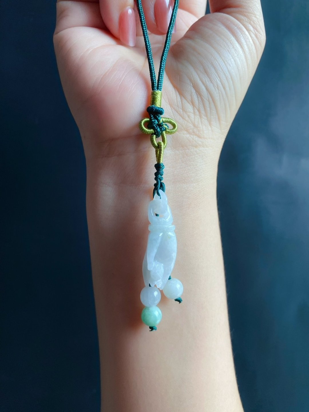 祈愿 天然缅甸玉翡翠 手工雕刻 佛手 保平安 礼物 手机挂 长辈礼 - 挂绳/吊绳 - 玉石 绿色